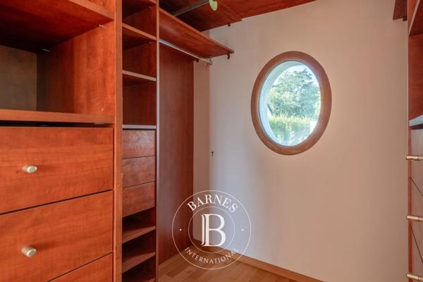 Écully, Maison 4 Chambres -  243 m² à vendre
