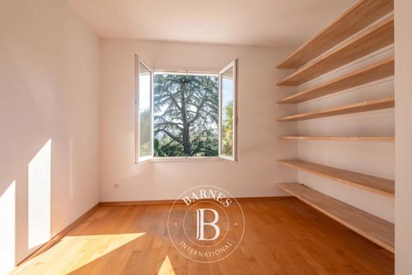 Écully, Maison 4 Chambres -  243 m² à vendre