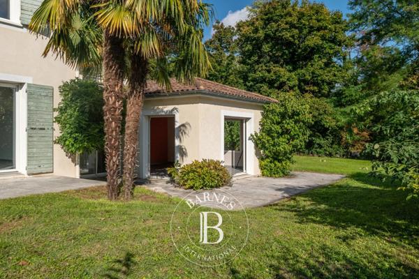 Écully, Maison 4 Chambres -  243 m² à vendre
