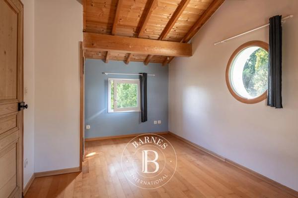 Écully, Maison 4 Chambres -  243 m² à vendre