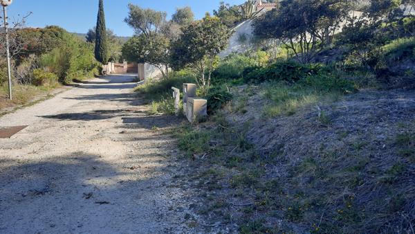 VENTE EN IMMO-INTERACTIF® : TERRAIN - Ceyreste - Bouches-du-Rhône (13)