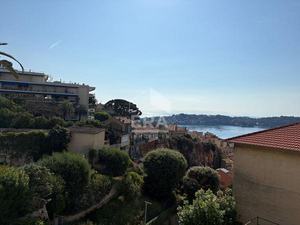 A vendre VILLEFRANCHE SUR MER appartement 2 pièces 41m2 avec jardin et dépendance