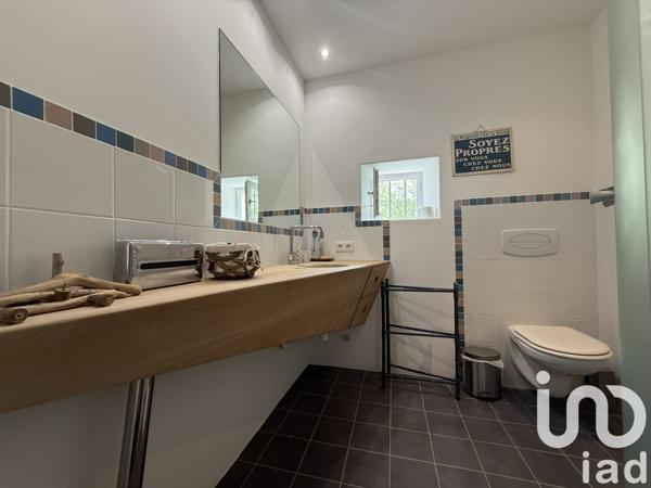 Maison à vendre 8 pièces 245 m² Suze-la-Rousse