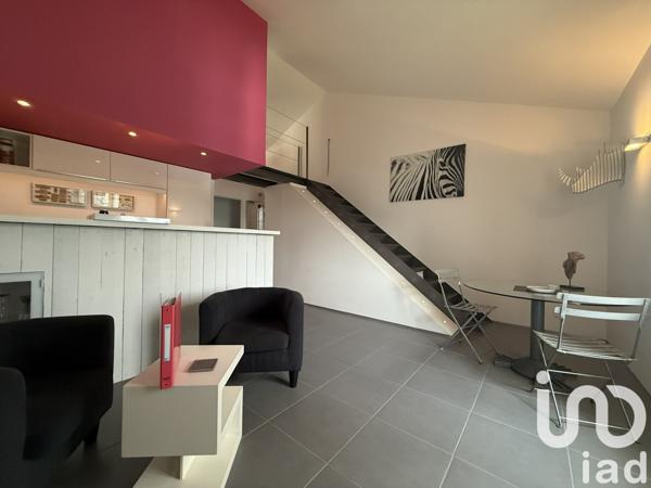 Maison à vendre 8 pièces 245 m² Suze-la-Rousse