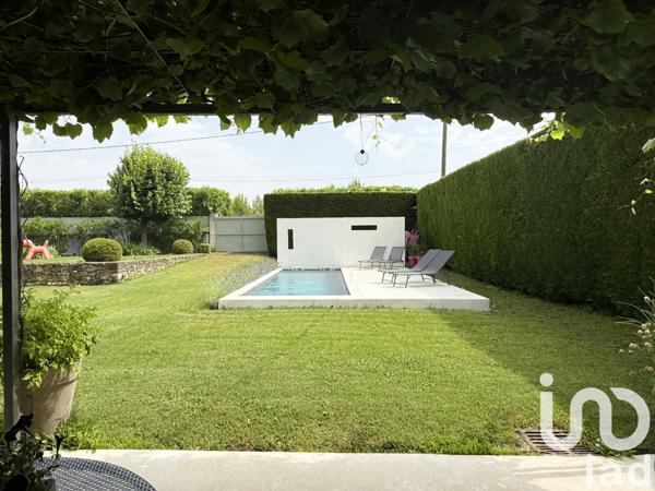 Maison à vendre 8 pièces 245 m² Suze-la-Rousse