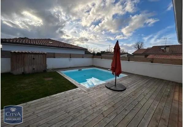 Maison à louer 4 pièces 82.67m²