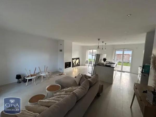 Maison à louer 4 pièces 82.67m²