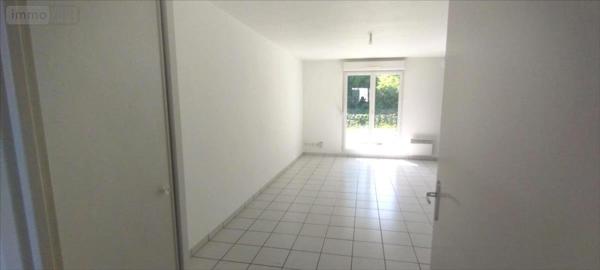 Appartement à vendre à Petit-Couronne en Seine-Maritime (76650), ref : 76028-AD2025