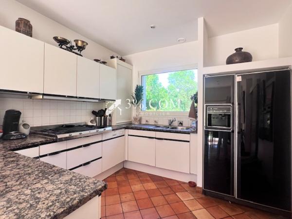 Propriete 8 pièce(s) 6 chambre(s) 235 m²