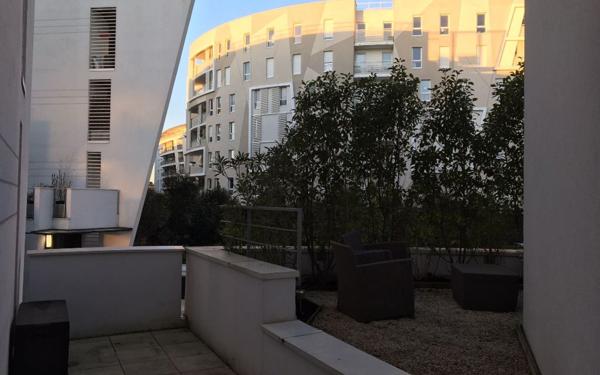 Appartement à louer    2 pièces • 44,25 m2 Issy-les-Moulineaux