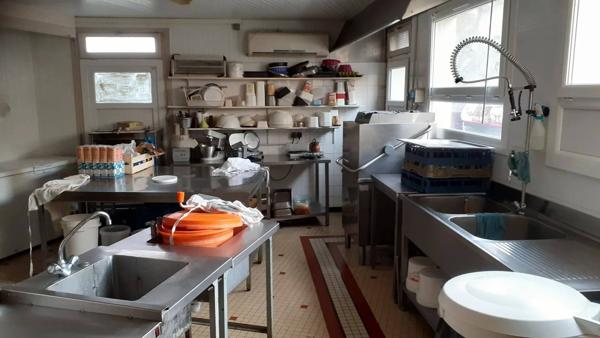 vends Restaurant du midi et Hôtel avec potentiel