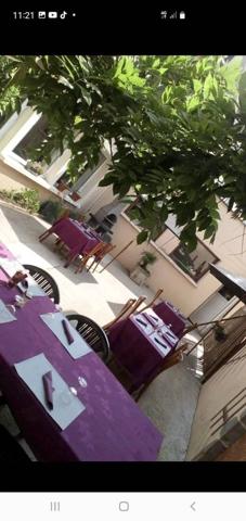 vends Restaurant du midi et Hôtel avec potentiel