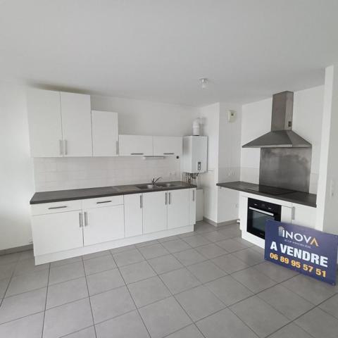 Appartement T3, Balcon, Garage