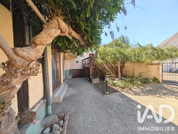 Maison à vendre 8 pièces 160,5 m² Houssen