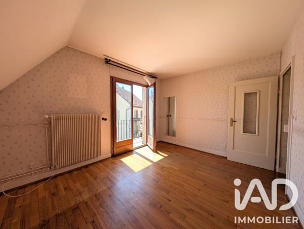 Maison à vendre 8 pièces 160,5 m² Houssen