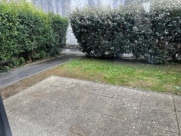 Quartier gare Vannes, maison avec jardinet