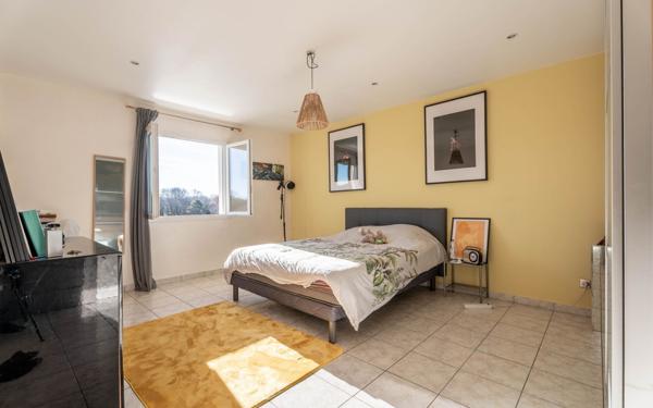 Maison à vendre    6 pièces •  Trévoux