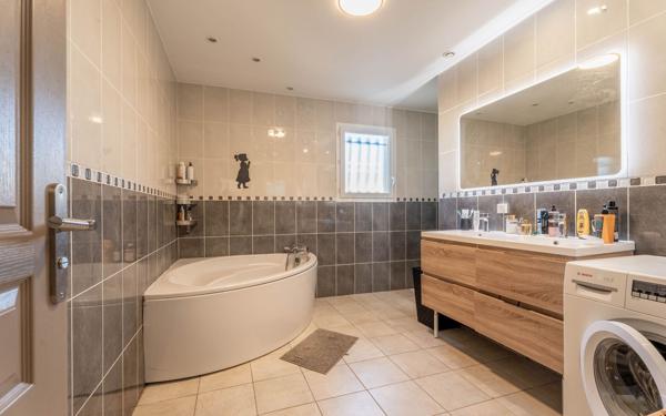 Maison à vendre    6 pièces •  Trévoux