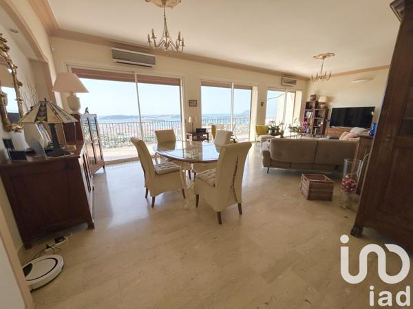 Maison traditionnelle 7 pièces de 272 m² à Toulon (83000)