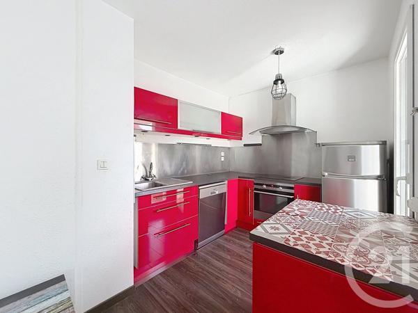 Appartement T2 à vendre  3 pièces - 49 m 2   LAVAUR  - 81