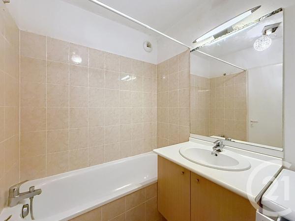 Appartement T2 à vendre  3 pièces - 49 m 2   LAVAUR  - 81