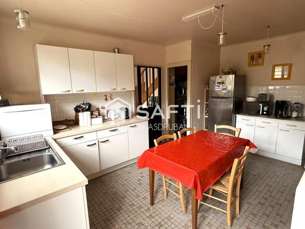 Belle maison de village en pierre avec jardin et garage St Cyprien
