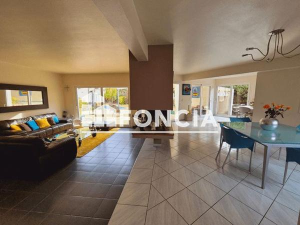 À vendre Maison 8 pièces 210 m² - Canohès 66680