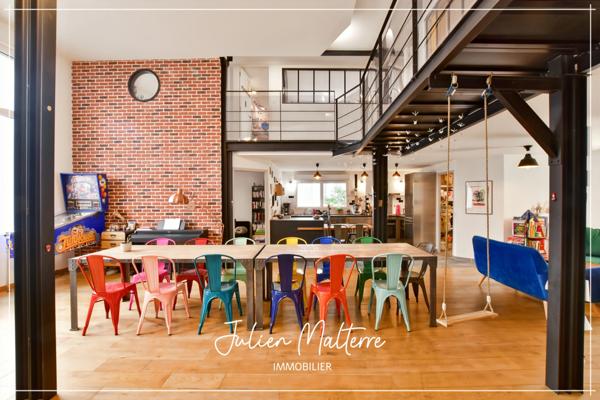SAINT ETIENNE (42) - Exceptionnel LOFT de 165 m² avec 5 chambres et garage
