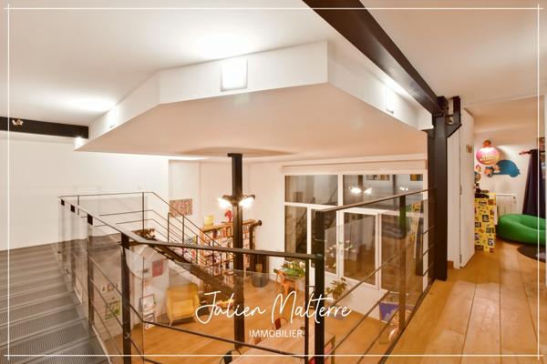 SAINT ETIENNE (42) - Exceptionnel LOFT de 165 m² avec 5 chambres et garage