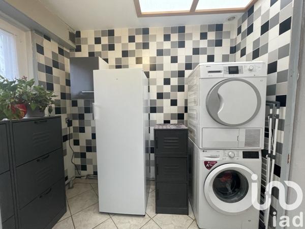 Maison de ville 3 pièces de 83 m² à Hem (59510)