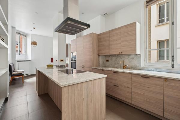 Location Appartement de luxe Neuilly-sur-Seine 8 Pièces 272.65 m²