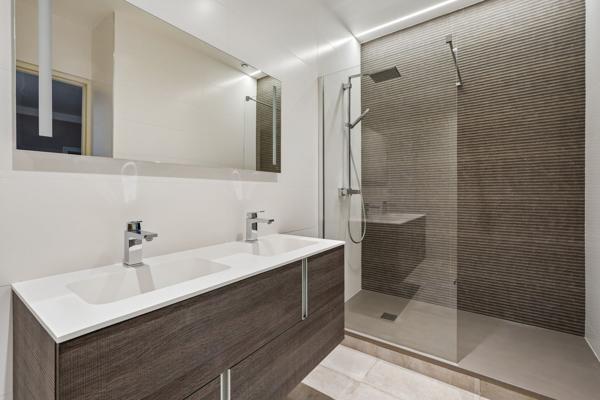 Location Appartement de luxe Neuilly-sur-Seine 8 Pièces 272.65 m²