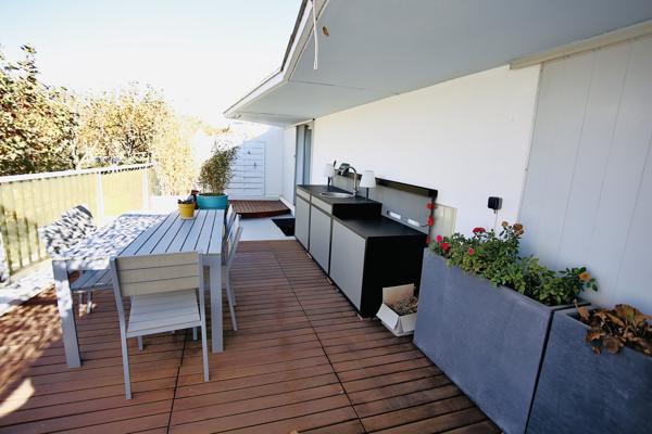 La Grande-Motte (34280) NOUVEAU, RARE, PLEINE VUE MER, T4 COMPLÈTEMENT RESTAURÉ DE 100 M2 AVEC GRANDE TERRASSE DE 47 M2, PALCE PARKING