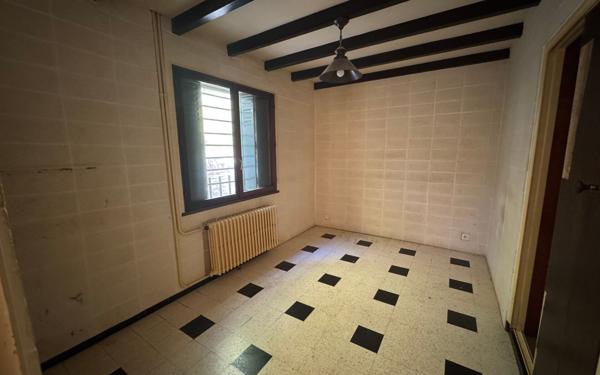 Maison à vendre    3 pièces • 66 m2 L'Isle-sur-la-Sorgue