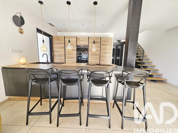 Maison à vendre 4 pièces 150 m² Pia