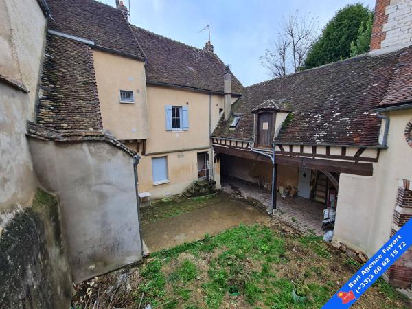 Immeuble à vendre à Joigny 89300