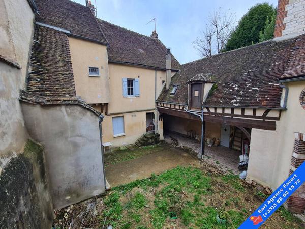 Immeuble à vendre à Joigny 89300