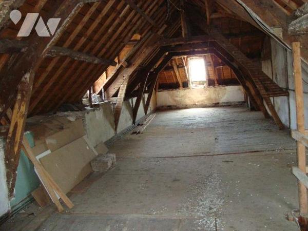 Immeuble à vendre à PONTIVY (56300), Morbihan (56), très bel emplacement pour cet immeuble mixt...
