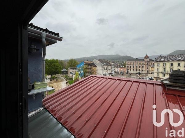 Appartement 6 pièces de 143 m² à Oyonnax (01100)