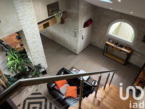 Appartement 6 pièces de 143 m² à Oyonnax (01100)