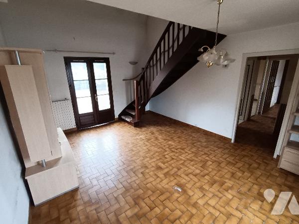 PROCHE CENTRE BOURG ET COMMERCES A PIED