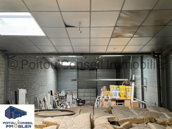 LOCAL DE STOCKAGE 200m2 AVEC PORTE SECTIONNELLE ZONE MENDES FRANCE CHAURAY NIORT