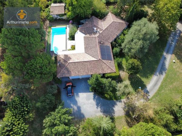 Vente                                                      Maison
                        
                     6 pièces                      146 m2                     à Marmande