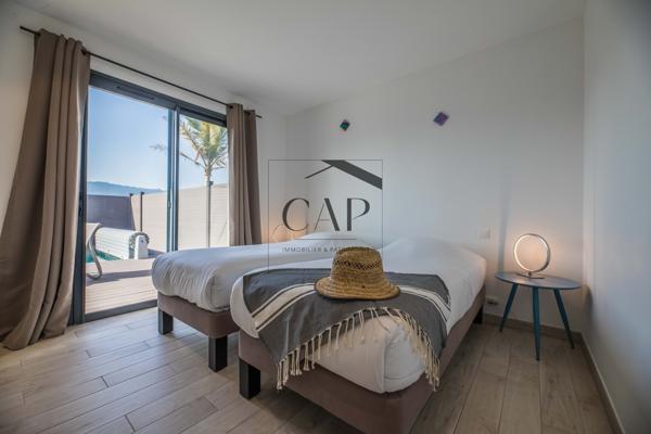 Lecci (20137) Villa de luxe & moderne T5 ***** avec piscine privée - plage de Cala Rossa