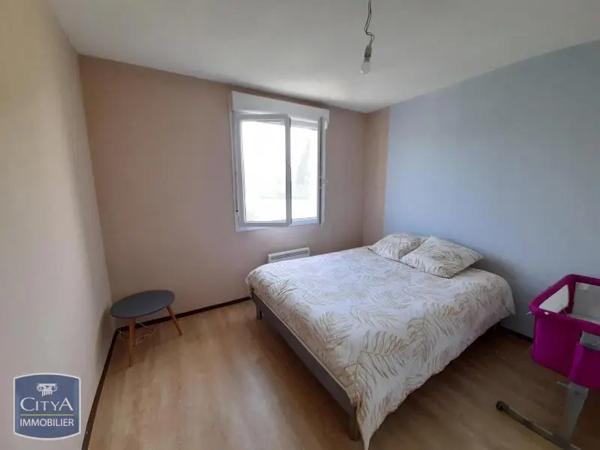 Maison à louer 4 pièces 78.86m² Montchanin (71210)