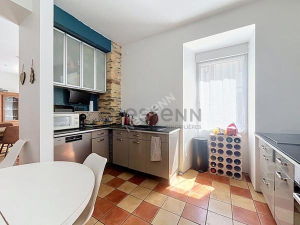 Vente belle maison de 178 m2, 6 chambres, avec studio indépendant, sur un terrain de plus de 650m2