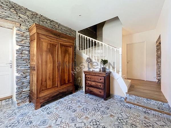 Vente belle maison de 178 m2, 6 chambres, avec studio indépendant, sur un terrain de plus de 650m2