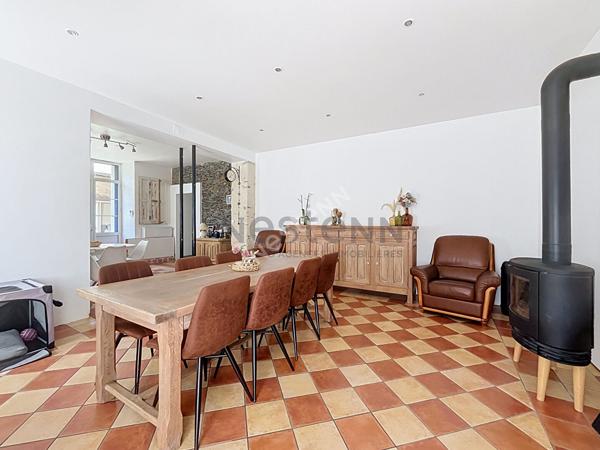Vente belle maison de 178 m2, 6 chambres, avec studio indépendant, sur un terrain de plus de 650m2