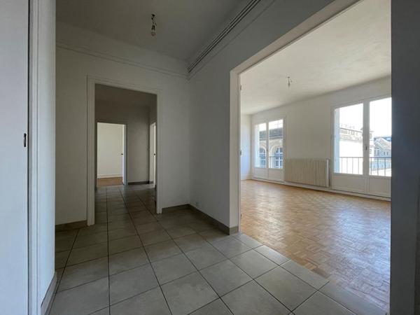 Appartement T3 lumineux et spacieux de presque 90 m2 - Centre-Ville Quimper