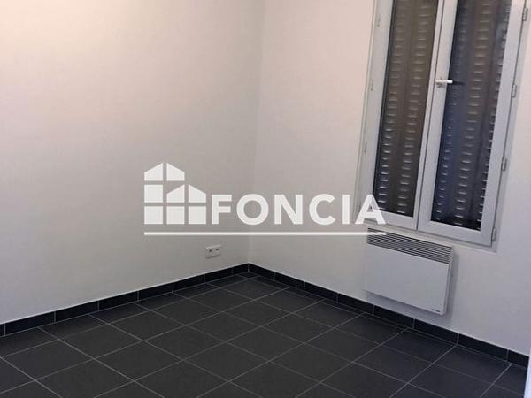 Location Studio 19.8 m² - 3 RUE ALEXANDRINE DESLANDES Bonneuil En France 95500